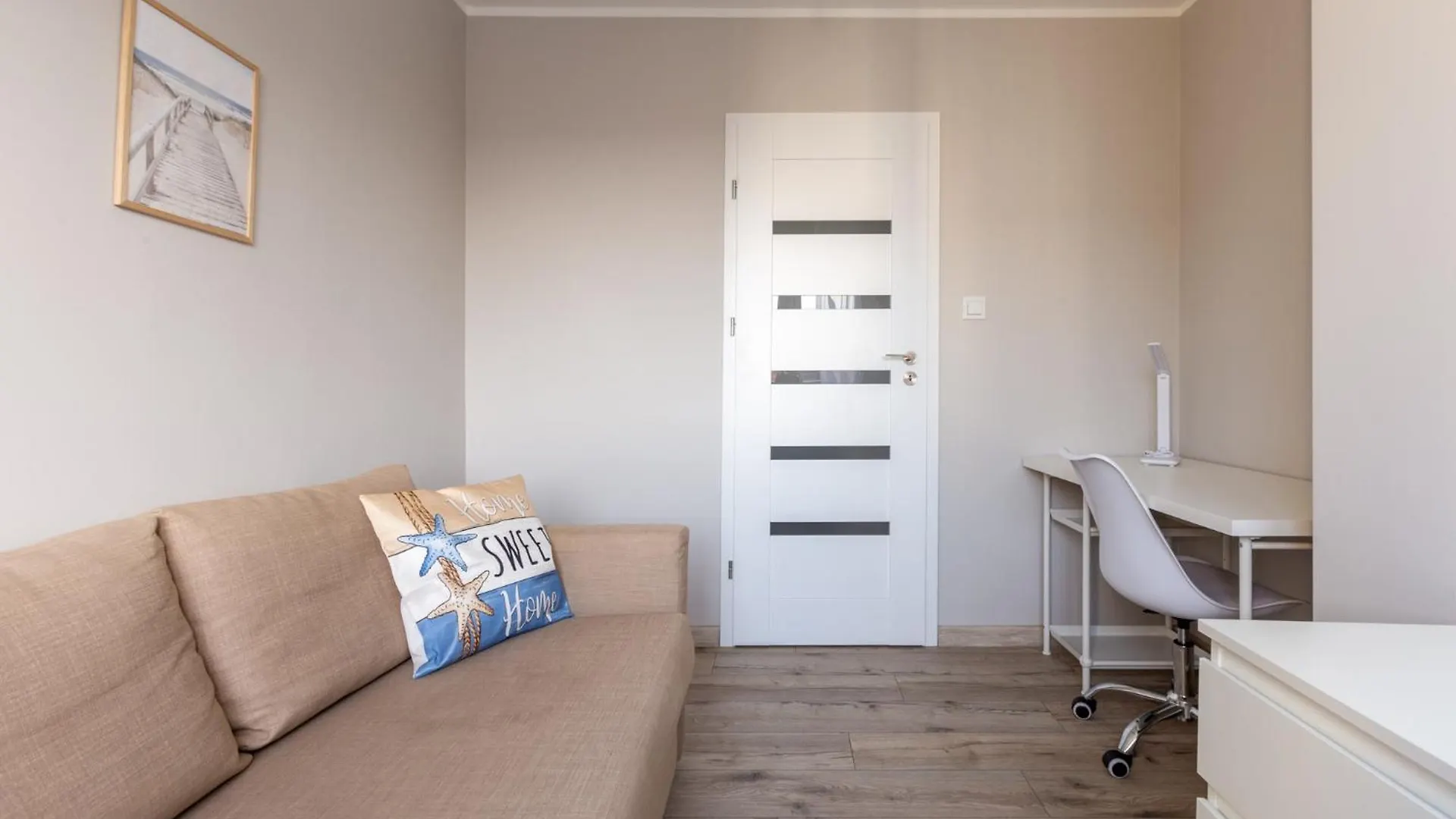 Przymorze Seaside Apartment 그단스크